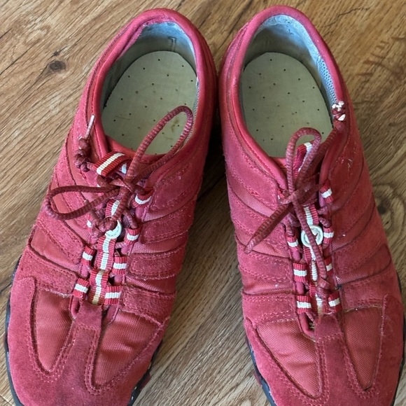 ALLROUNDER Shoes - ALLROUNDER Red Athletic Sneakers